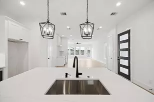 1442 Nashua St, Houston, TX 77008 - Photo 7