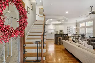 933 W 17th St, Houston, TX 77008 - Photo 3