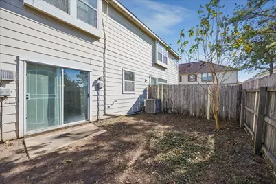 8102 Fisher Glen Lane Lane, Houston, TX 77072 - Photo 5