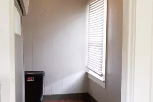 402 Alamo St, El Campo, TX 77437 - Photo 7