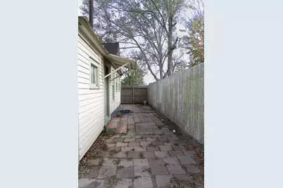 402 Alamo Street, El Campo, TX 77437 - Photo 27