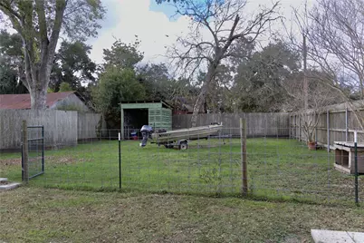 402 Alamo Street, El Campo, TX 77437 - Photo 23