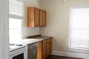 402 Alamo St, El Campo, TX 77437 - Photo 7