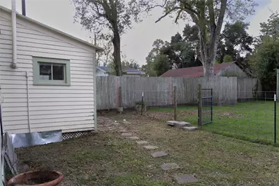 402 Alamo Street, El Campo, TX 77437 - Photo 31