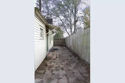 402 Alamo Street, El Campo, TX 77437 - Photo 25