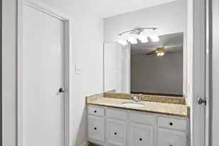 3218 Sycamore Springs Dr, Kingwood, TX 77339 - Photo 19