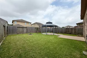 8121 E Pine Creek Bend, Cypress, TX 77433 - Photo 29