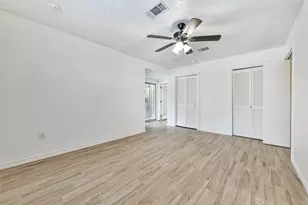 807 Stadium Cir, Friendswood, TX 77546 - Photo 17