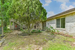 807 Stadium Cir, Friendswood, TX 77546 - Photo 29
