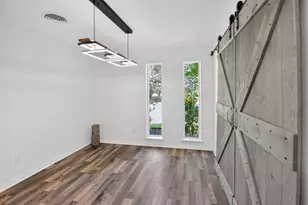 5675 Sylmar Rd, Houston, TX 77081 - Photo 13