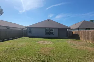 15114 Sorrento Bay Cir, Willis, TX 77318 - Photo 13