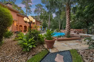 2303 Woods Estates Dr, Kingwood, TX 77339 - Photo 5
