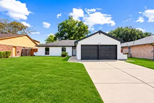 1803 Thornbrook Dr, Missouri City, TX 77489 - Photo 1
