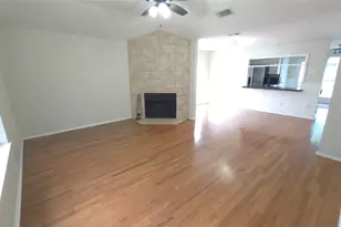 3819 Westmeadow Dr, Houston, TX 77082 - Photo 3