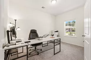 11927 Fletching Stone Ln, Houston, TX 77044 - Photo 5