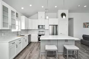 22814 Camino St, Galveston, TX 77554 - Photo 17