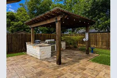 913 Cannan Drive, Angleton, TX 77515 - Photo 3