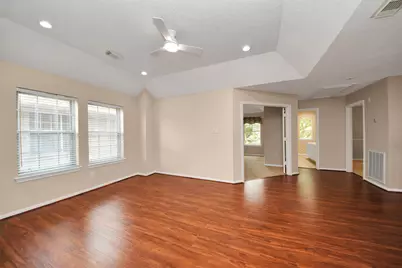1003 Clarenda Falls Drive, Sugar Land, TX 77479 - Photo 45