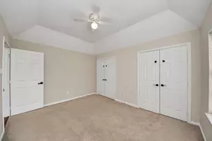 1003 Clarenda Falls Dr, Sugar Land, TX 77479 - Photo 49