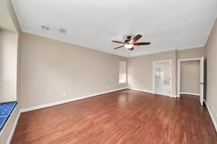 1003 Clarenda Falls Dr, Sugar Land, TX 77479 - Photo 27