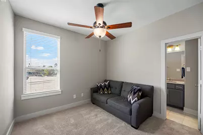 1129 Beasley Hills Lane, Houston, TX 77008 - Photo 17
