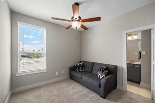 1129 Beasley Hills Ln, Houston, TX 77008 - Photo 17