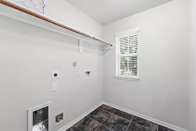 5211 Cayenne Lane, Baytown, TX 77521 - Photo 3