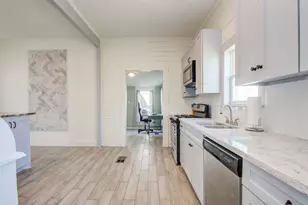 3304 Avenue Q, Galveston, TX 77550 - Photo 11