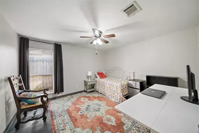 6122 Gallant Forest Drive, Houston, TX 77088 - Photo 17