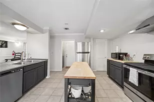 6122 Gallant Forest Dr, Houston, TX 77088 - Photo 9