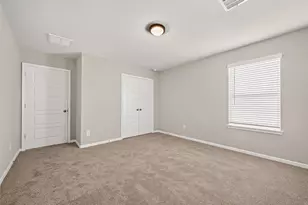1439 Terry Roberts Dr, Angleton, TX 77515 - Photo 39