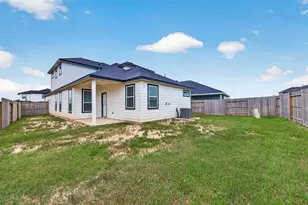 1439 Terry Roberts Dr, Angleton, TX 77515 - Photo 41