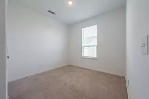 7327 Concorde Fld Dr, Houston, TX 77075 - Photo 9