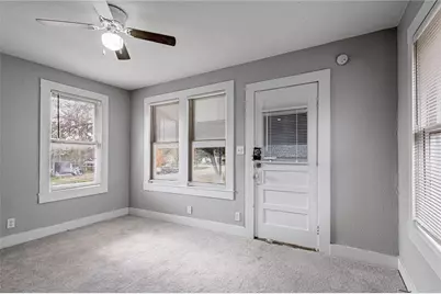 200 W Caroline Street #B, Trinity, TX 75862 - Photo 5