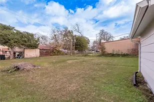 200 W Caroline St, Trinity, TX 75862 - Photo 19
