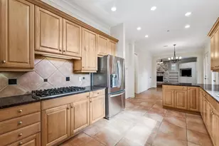 6324 Elm Ct, Bellaire, TX 77401 - Photo 9