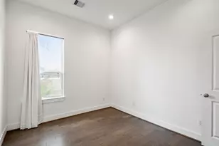 594 Janisch Rd, Houston, TX 77018 - Photo 33