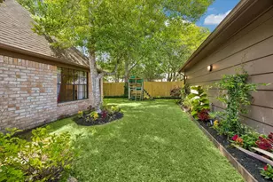 1702 Beech Bend Dr, Houston, TX 77077 - Photo 21
