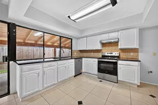 15815 Ironside Creek, Houston, TX 77053 - Photo 21