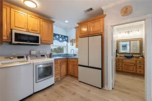 208 Coconut St, Tiki Island, TX 77554 - Photo 27