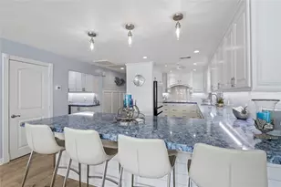 208 Coconut St, Tiki Island, TX 77554 - Photo 9