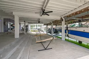 208 Coconut St, Tiki Island, TX 77554 - Photo 45