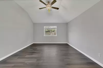 6923 Creek Village Drive, Katy, TX 77449 - Photo 19