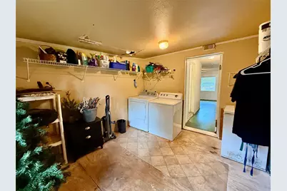 409 Oak Drive, Lake Jackson, TX 77566 - Photo 15