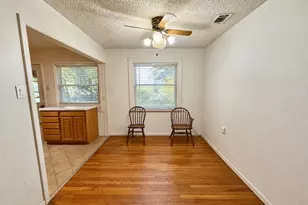 409 Oak Dr, Lake Jackson, TX 77566 - Photo 7
