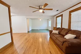 409 Oak Dr, Lake Jackson, TX 77566 - Photo 5