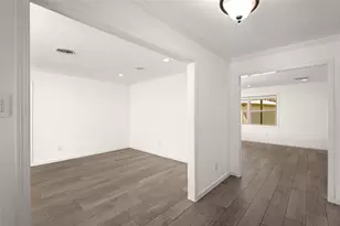 5834 Braesheather Dr, Houston, TX 77096 - Photo 5