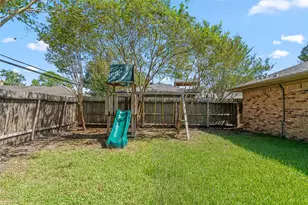 5834 Braesheather Dr, Houston, TX 77096 - Photo 35