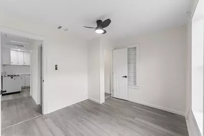 4715 Engleford Street, Houston, TX 77026 - Photo 7