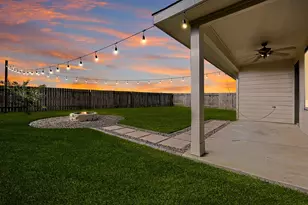 14507 Sweetwater Dr, Baytown, TX 77523 - Photo 5